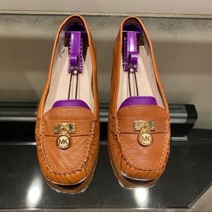 Camel brown Michael Kors flats